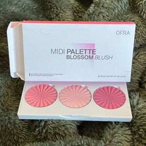 OFRA Midi Palette Blossom Blush - Trio of Pink Hues
